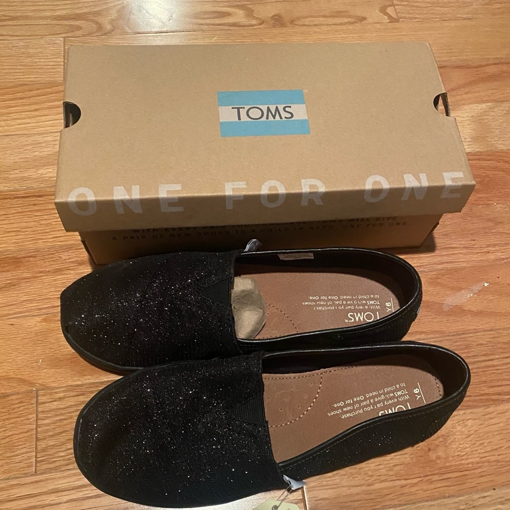 TOMS Sparkling Black Slip-Ons